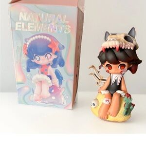 Natural Elements Figurine with Box